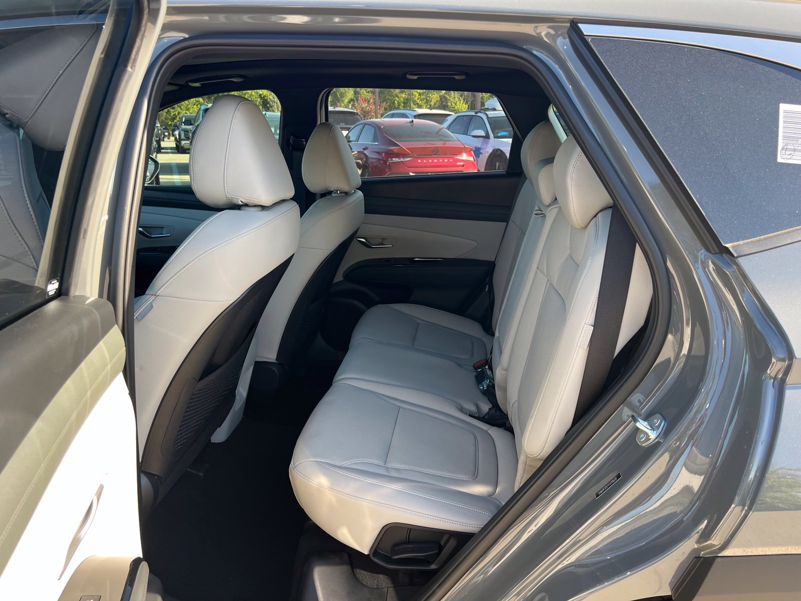 New 2026 Hyundai Tucson Limited FWD image 17