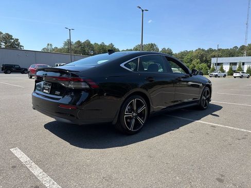 Used 2024 Honda Accord Sport image 5