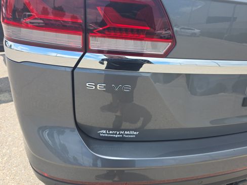 Used 2023 Volkswagen Atlas SE AWD/4WD image 24