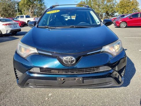 Used 2018 Toyota RAV4 LE image 15