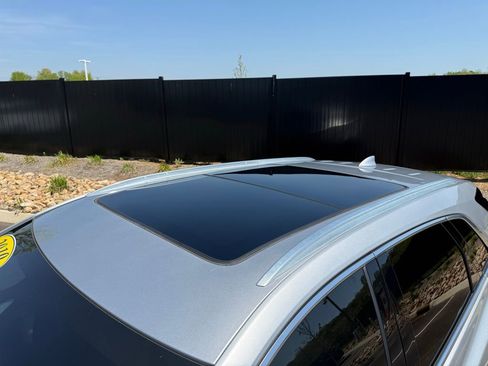 Used 2019 Cadillac XT5 Premium Luxury image 12