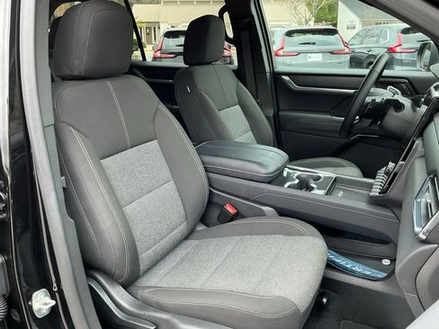 Certified 2025 GMC Acadia Elevation image 19