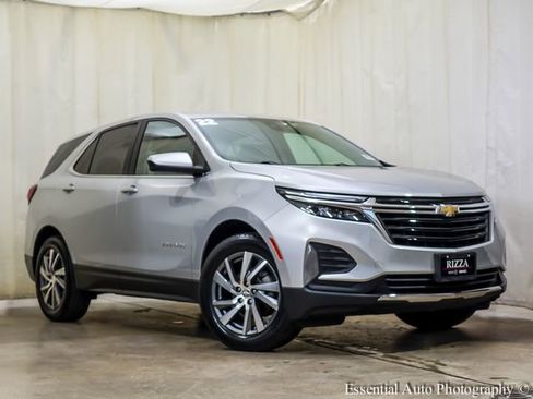 Used 2022 Chevrolet Equinox LT image 1