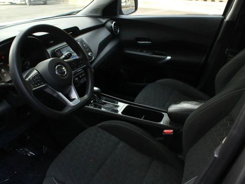 Used 2021 Nissan Kicks SV FWD image 12