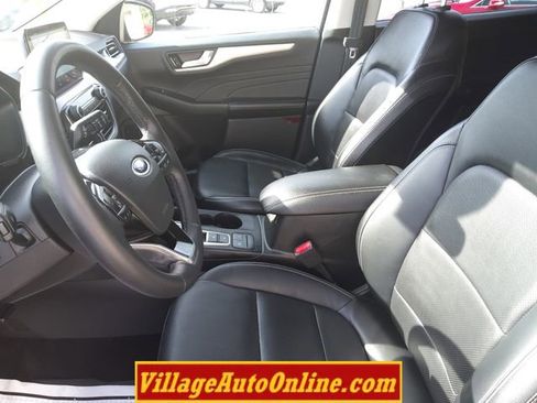 Used 2022 Ford Escape SEL image 25