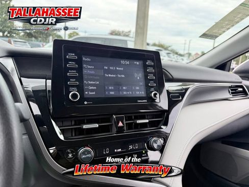 Used 2024 Toyota Camry LE FWD image 25
