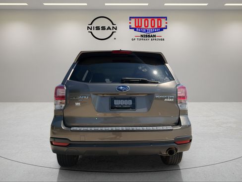 Used 2017 Subaru Forester 2.5i Touring AWD/4WD image 3