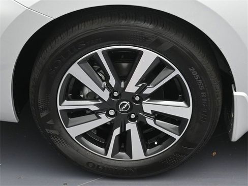 New 2025 Nissan Versa SV w/ Trunk Package image 7