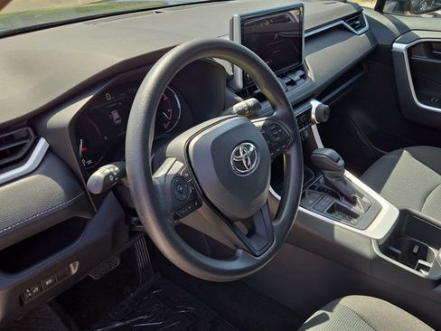 Used 2025 Toyota RAV4 LE FWD image 10