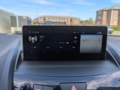 Used 2023 Acura RDX AWD w/ Advance Package image 17