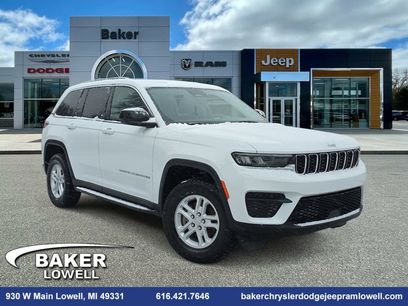 Used 2023 Jeep Grand Cherokee Laredo