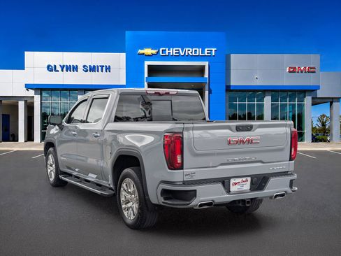 Used 2024 GMC Sierra 1500 Denali w/ Technology Package RWD image 12