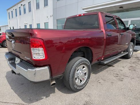 Used 2022 RAM 2500 Tradesman w/ Chrome Appearance Group AWD/4WD image 3