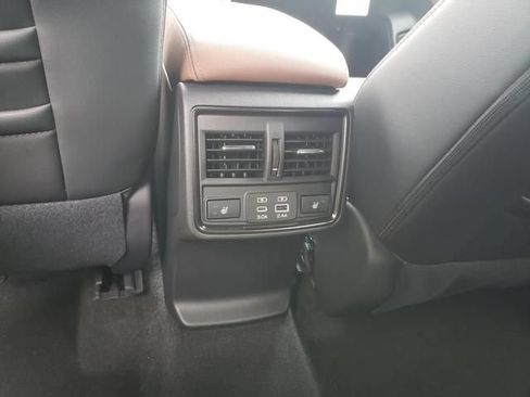 New 2026 Subaru Forester Touring AWD/4WD image 13