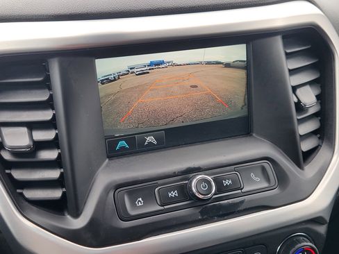 Used 2018 GMC Acadia SLE w/ Driver Alert Package I FWD image 18