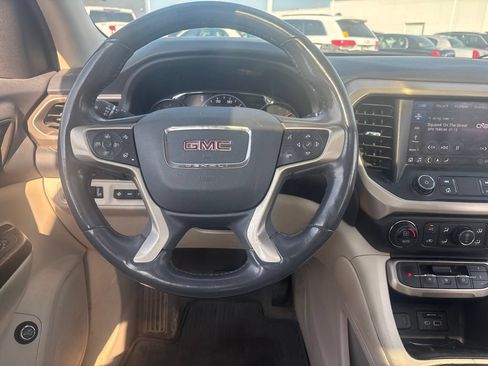 Used 2020 GMC Acadia Denali w/ Denali Ultimate Package AWD/4WD image 10