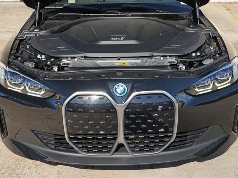 Used 2023 BMW i4 eDrive35 w/ Premium Package RWD image 8