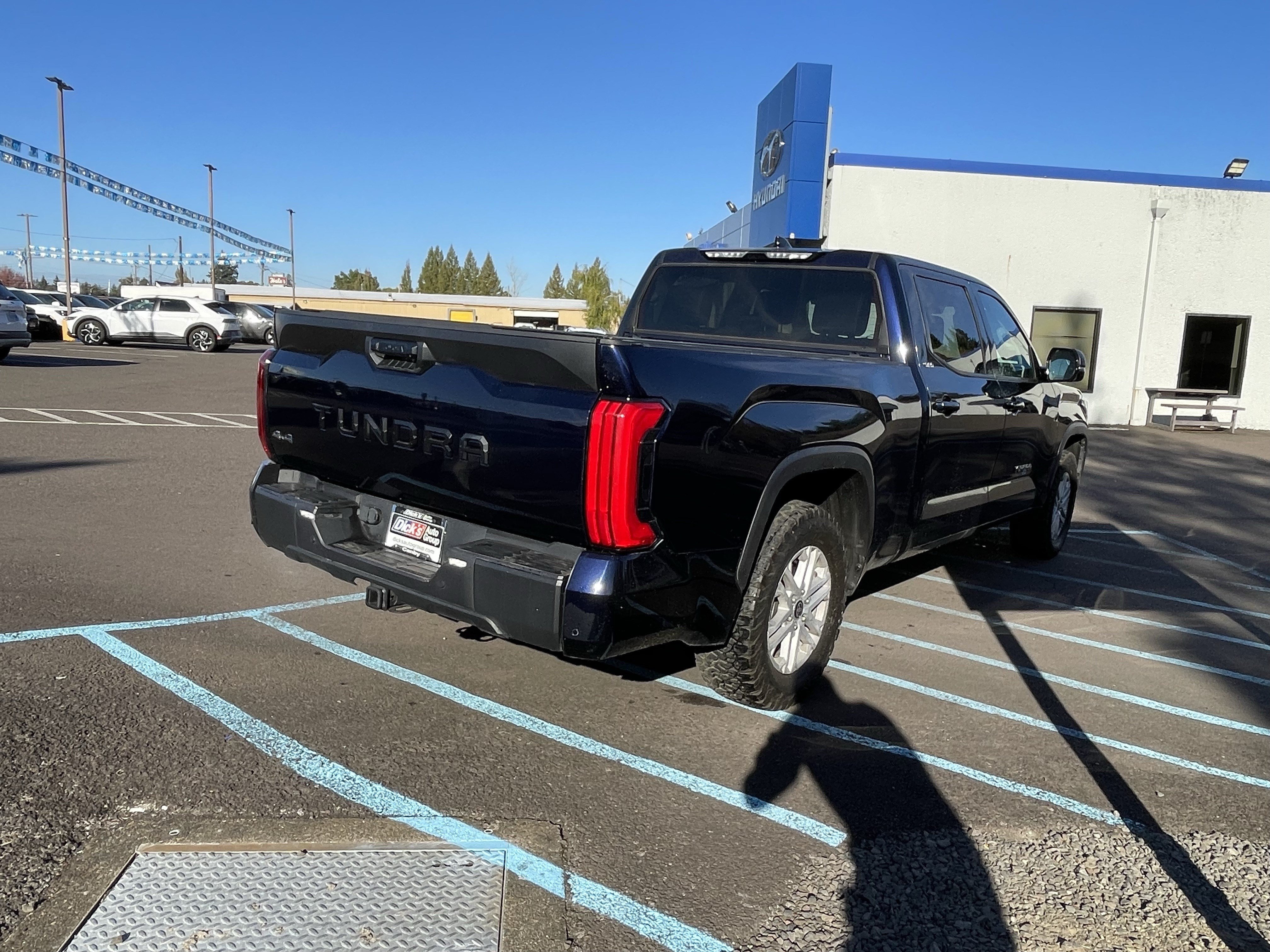 Used 2023 Toyota Tundra SR5 w/ SR5 Premium Package AWD/4WD image 5