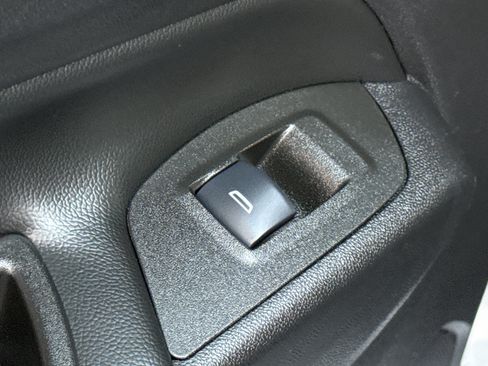 Certified 2024 Chevrolet Equinox LT AWD/4WD image 30