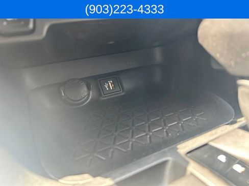 Used 2024 Toyota RAV4 SE AWD/4WD image 28