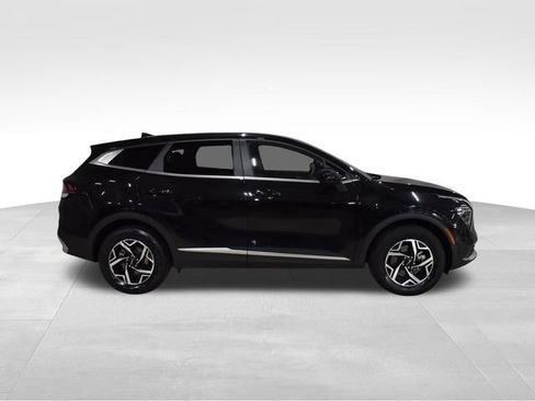 Used 2025 Kia Sportage LX AWD/4WD image 12