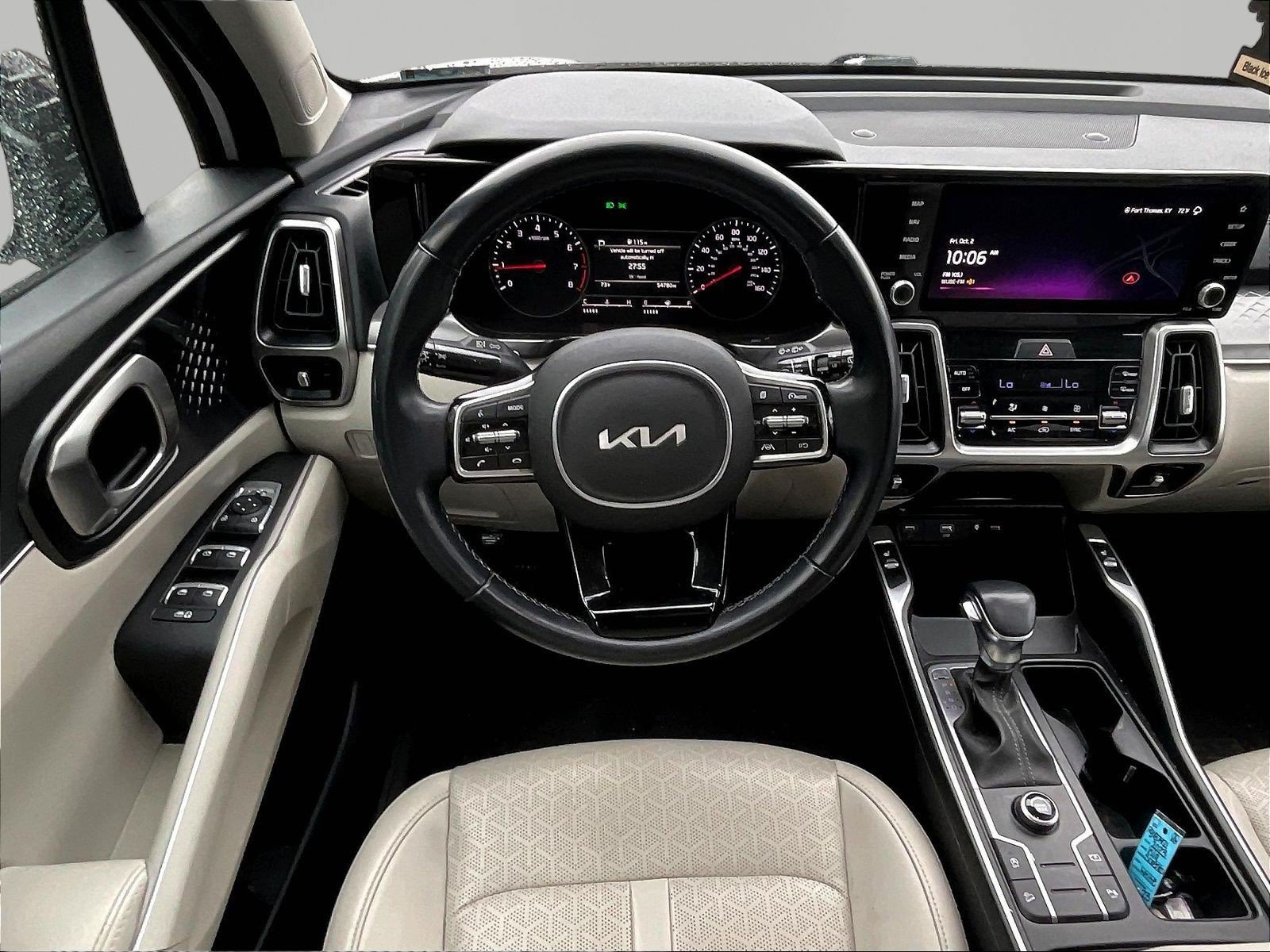 Used 2023 Kia Sorento S w/ Panoramic Sunroof Package FWD image 8