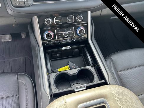 Used 2023 GMC Yukon XL Denali AWD/4WD image 10