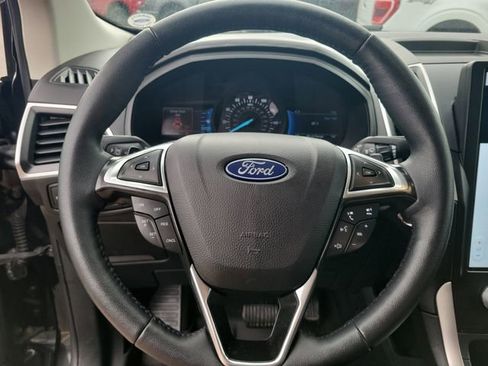Certified 2024 Ford Edge SEL w/ Convenience Package image 15