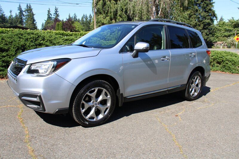 Used 2017 Subaru Forester 2.5i Touring AWD/4WD image 1