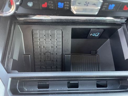 Used 2025 Ford F350 Lariat w/ Lariat Ultimate Package image 15