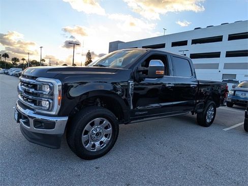 Used 2024 Ford F350 King Ranch w/ Chrome Package image 3