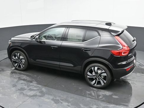 New 2025 Volvo XC40 B5 Ultra w/ Climate Package AWD/4WD image 35