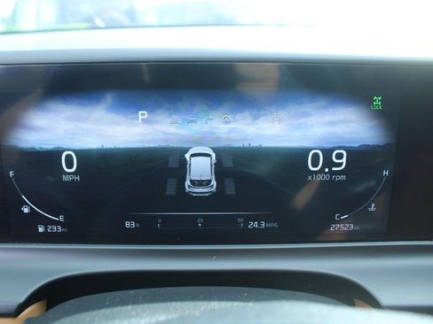 Used 2024 Kia Seltos EX image 18
