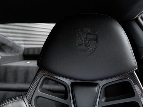 Certified 2018 Porsche 911 GT3 image 17