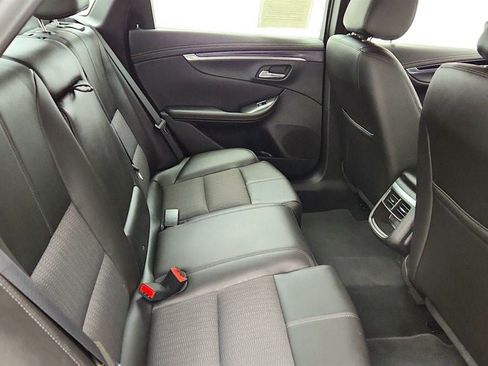 Used 2018 Chevrolet Impala LT FWD image 22