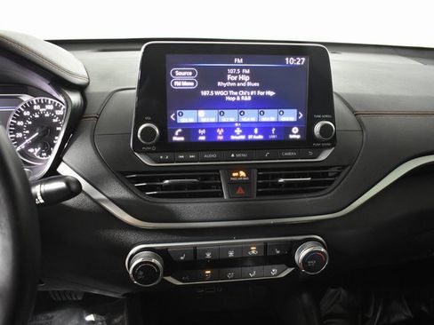 Used 2020 Nissan Altima 2.0 SR image 19