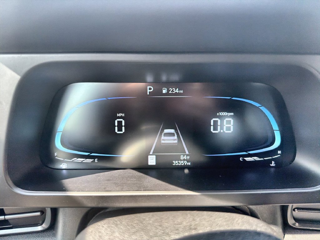 Used 2025 Hyundai Elantra Sport FWD image 10