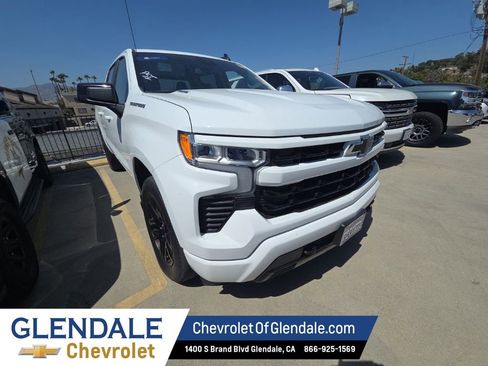 Used 2023 Chevrolet Silverado 1500 RST w/ Protection Package AWD/4WD image 9