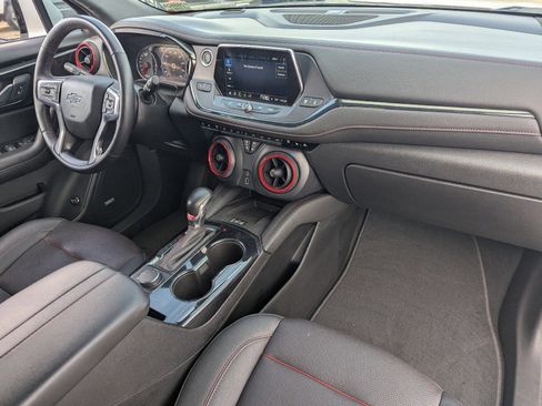 Used 2022 Chevrolet Blazer RS w/ Enhanced Convenience Package image 13