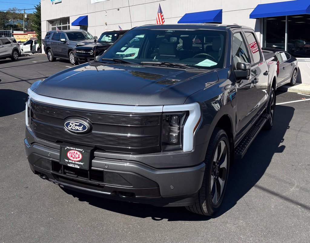 Used 2024 Ford F150 Lightning Platinum AWD/4WD image 1
