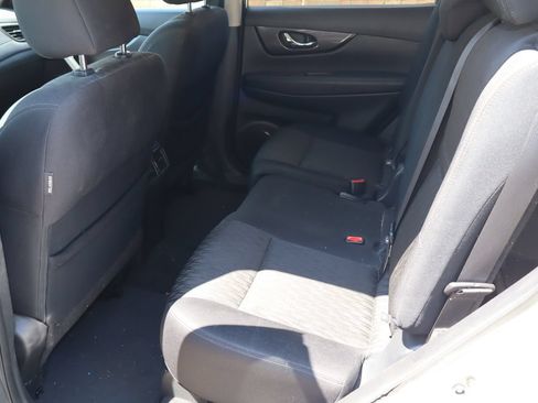 Used 2017 Nissan Rogue SV w/ Midnight Edition AWD/4WD image 5