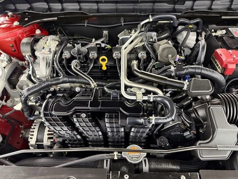 Used 2025 Nissan Altima 2.5 SR FWD image 33