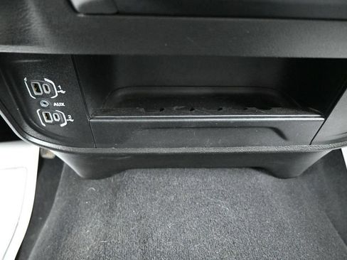 Used 2024 RAM 2500 Big Horn AWD/4WD image 19