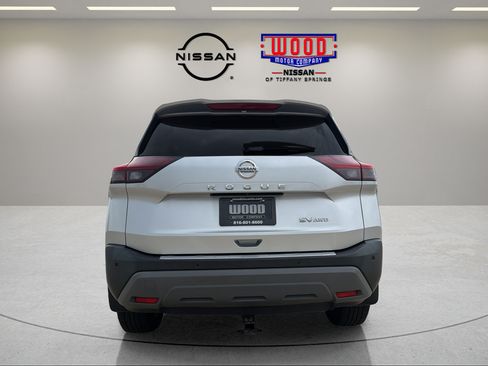Certified 2021 Nissan Rogue SV AWD/4WD image 3