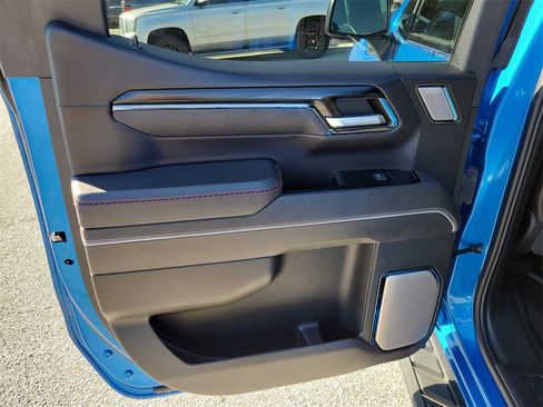 Used 2024 GMC Sierra 1500 AT4X image 44