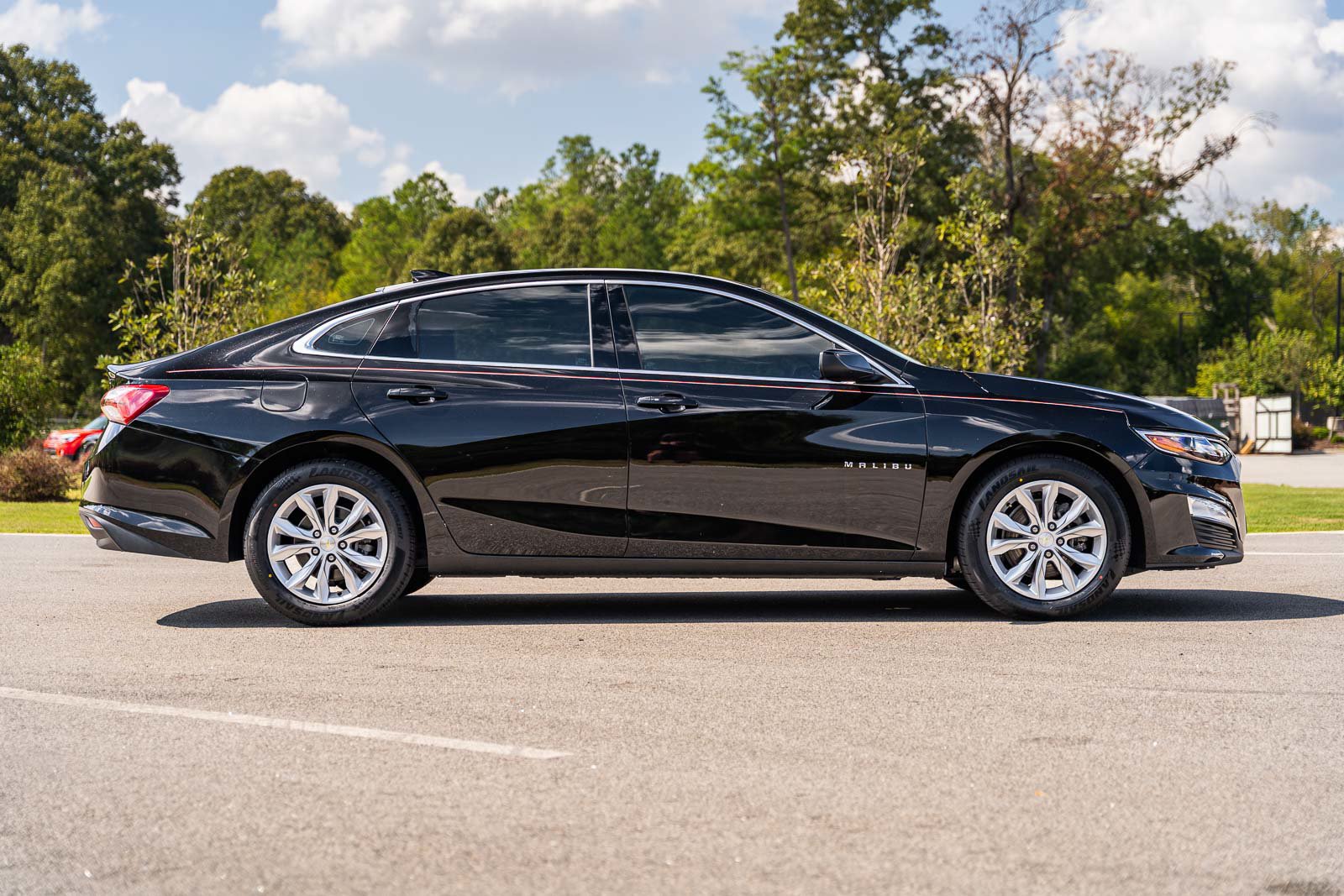 Used 2020 Chevrolet Malibu LT FWD image 8