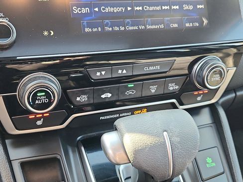 Used 2019 Honda CR-V EX image 16