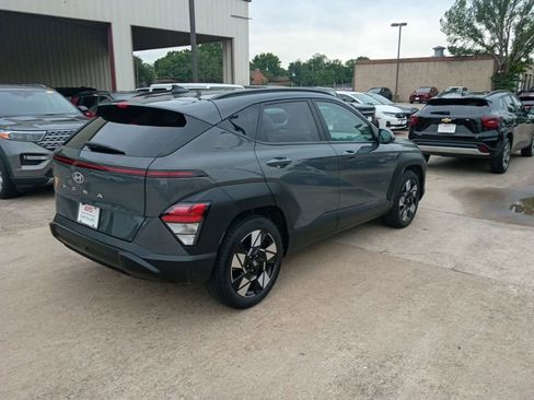 Used 2025 Hyundai Kona SEL FWD image 7