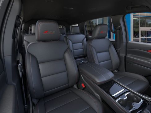 New 2026 Chevrolet Traverse Z71 image 16