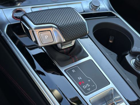 Certified 2025 Audi S6 Premium Plus image 29